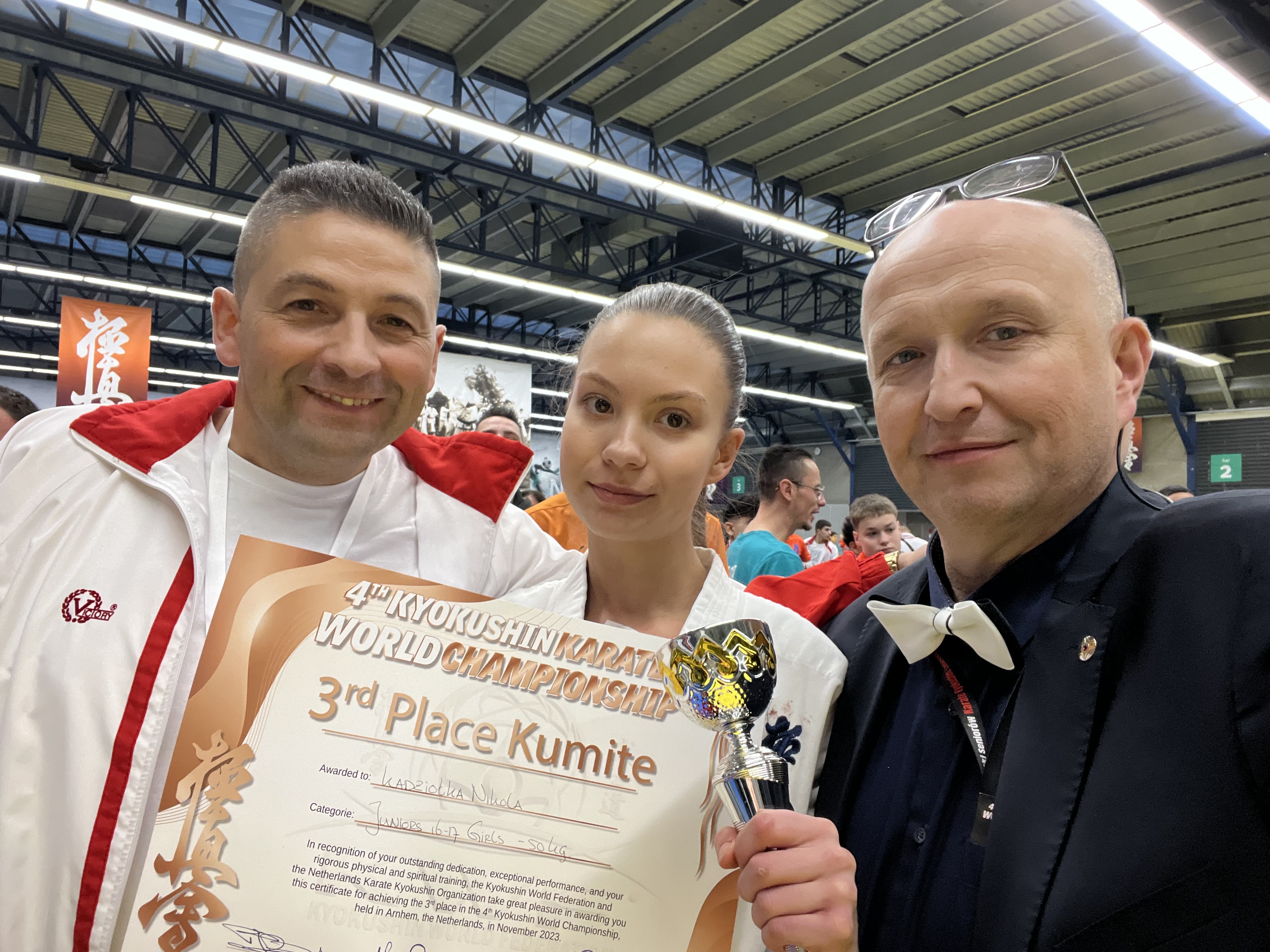 Zawodniczka ARS Klub Kyokushinkai – Limanowa, Nikola Kądziołka brązową medalistką Mistrzostw Świata - zdjęcie główne