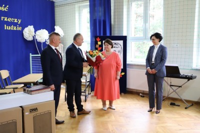 60-lecie Szkoły Podstawowej im. Marii Dąbrowskiej w Nowym Rybiu - Galeria zdjęć - IMG_7335 (Kopiowanie).JPG