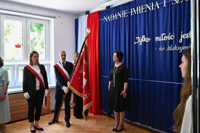 Uroczystość nadania imienia oraz sztandaru Szkole Podstawowej w Młynnem - Galeria zdjęć - DSC_2215 (Kopiowanie).jpg