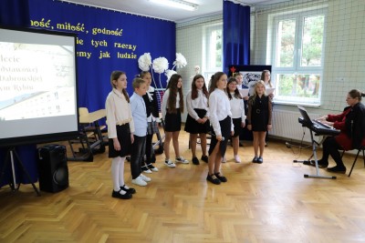 60-lecie Szkoły Podstawowej im. Marii Dąbrowskiej w Nowym Rybiu - Galeria zdjęć - IMG_7175 (Kopiowanie).JPG