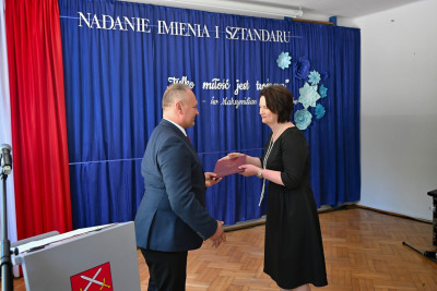 Uroczystość nadania imienia oraz sztandaru Szkole Podstawowej w Młynnem - Galeria zdjęć - DSC_2209 (Kopiowanie).jpg