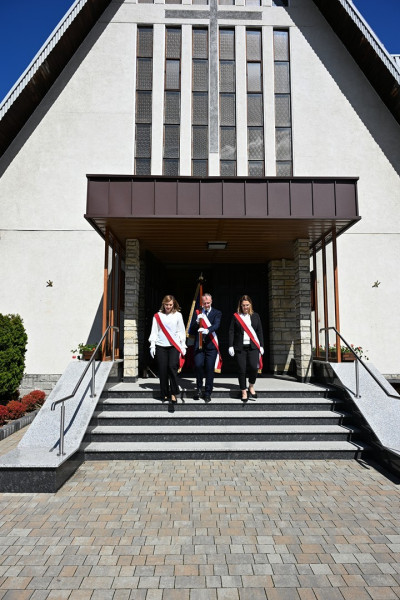 Uroczystość nadania imienia oraz sztandaru Szkole Podstawowej w Młynnem - Galeria zdjęć - DSC_2176 (Kopiowanie).jpg