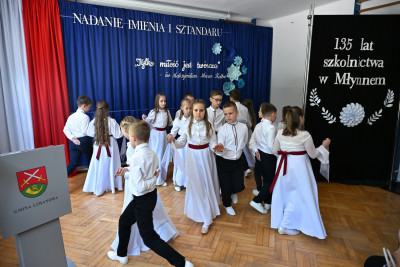 Uroczystość nadania imienia oraz sztandaru Szkole Podstawowej w Młynnem - Galeria zdjęć - DSC_2272 (Kopiowanie).jpg