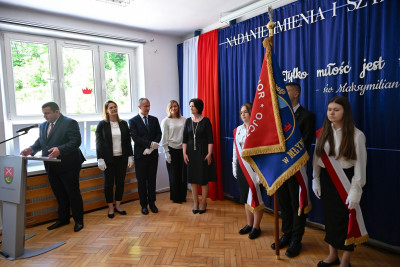 Uroczystość nadania imienia oraz sztandaru Szkole Podstawowej w Młynnem - Galeria zdjęć - DSC_2244 (Kopiowanie).jpg