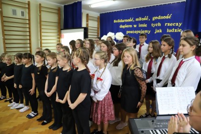 60-lecie Szkoły Podstawowej im. Marii Dąbrowskiej w Nowym Rybiu - Galeria zdjęć - IMG_7295 (Kopiowanie).JPG