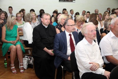 Nagrody dla uczniów, podziękowania dla nauczycieli na uroczystym  podsumowaniu roku szkolnego - Galeria zdjęć - IMG_0296 (Kopiowanie).JPG