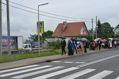  - 