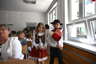 Uroczystość nadania imienia oraz sztandaru Szkole Podstawowej w Młynnem - Galeria zdjęć - DSC_2406 (Kopiowanie).jpg