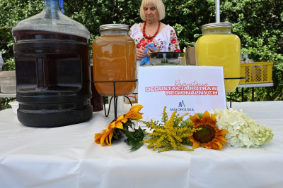 XIII Festiwal Kultury Beskidu Wyspowego „Beskidzkie Rytmy i Smaki” w Starej Wsi Woli - Galeria zdjęć - DSC_0905 (Kopiowanie).jpg