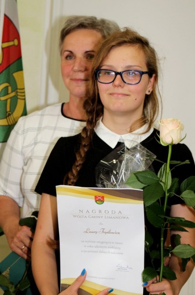 Nagrody dla uczniów, podziękowania dla nauczycieli na uroczystym  podsumowaniu roku szkolnego - Galeria zdjęć - IMG_0695 (Kopiowanie).JPG