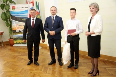 Nagrody dla uczniów, podziękowania dla nauczycieli na uroczystym  podsumowaniu roku szkolnego - Galeria zdjęć - IMG_0360 (Kopiowanie).JPG